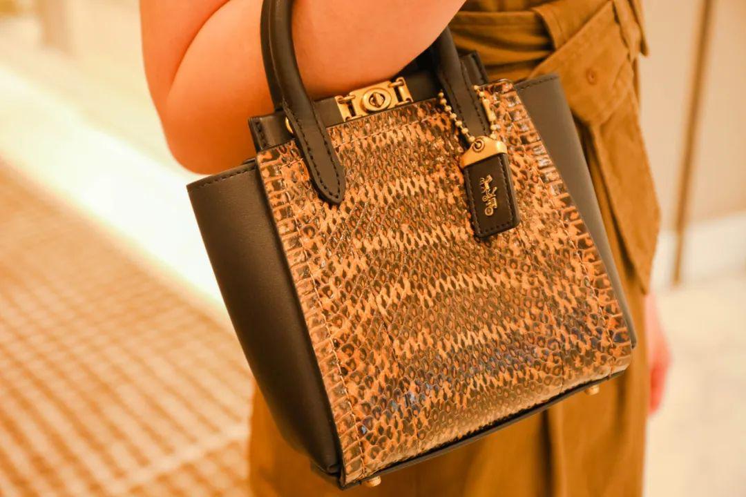 不看血亏!5.9折的克拉钻、买正装送正装的YSL,成都就这儿有