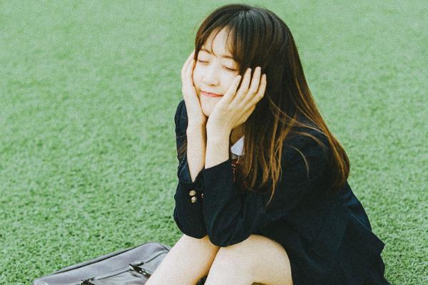 水瓶座女生让你知道有人追她,水瓶座女生追白羊座