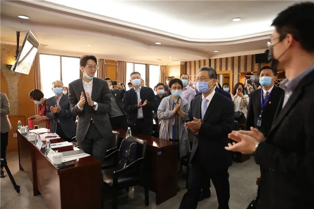 钟南山院士谈干细胞,钟南山院士关于健康的忠告