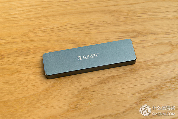 奥睿科M.2NVMe固态硬盘盒,移动固态硬盘盒评测奥睿科