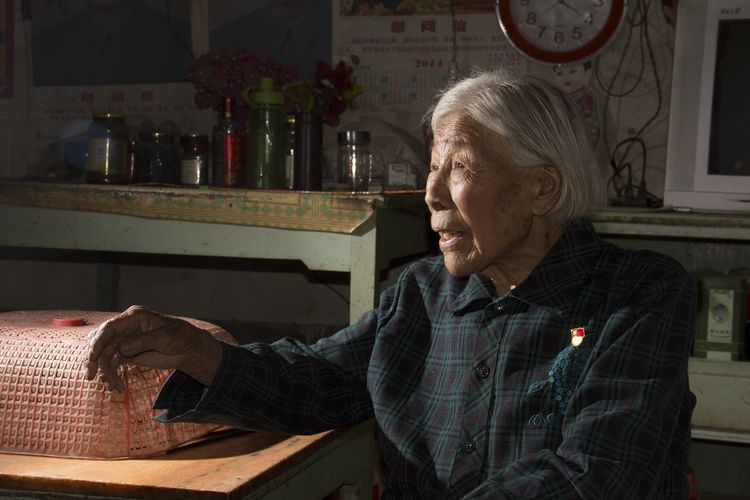 探访老党员活动记录,不忘初心牢记使命老党员走访纪实