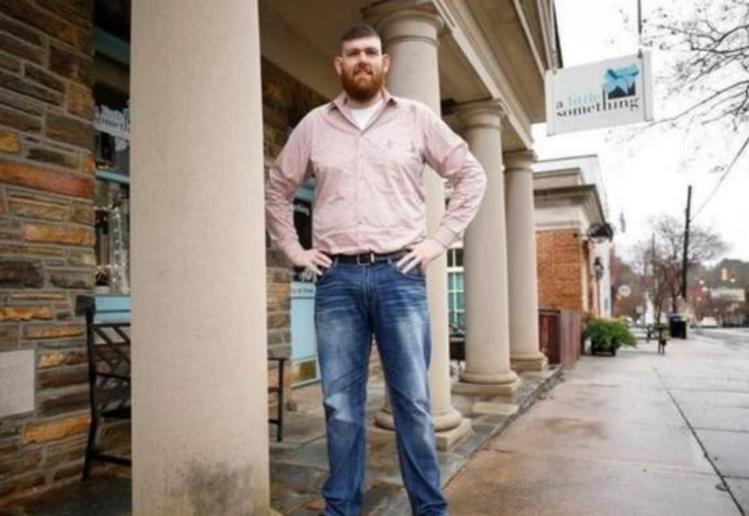 出生就轰动全美的巨婴,37年前那个14.5斤巨婴如今咋样了