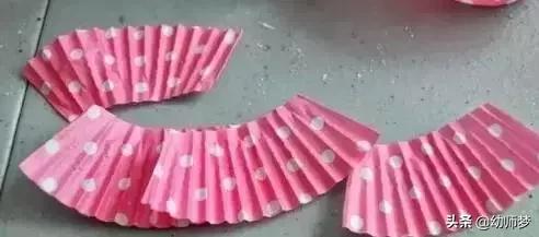 幼儿园用的手工卡纸需要多大的,幼儿园卡纸手工灯笼制作教程