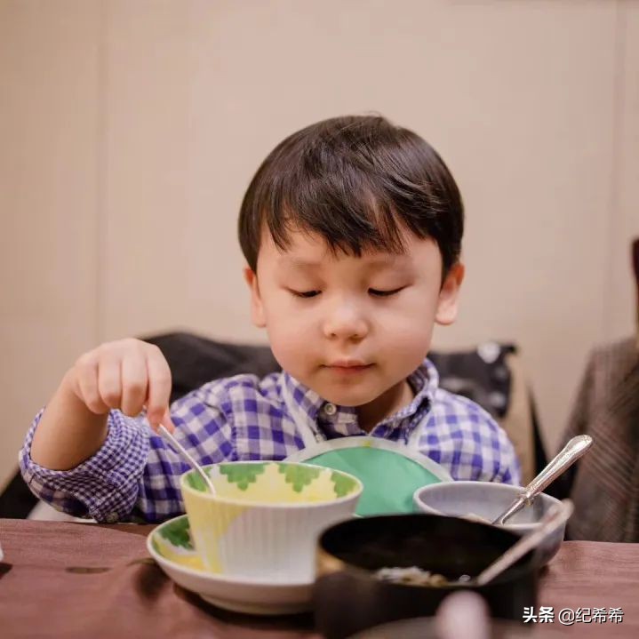 小巷子里藏着最好吃的美食,东京美食街游玩攻略