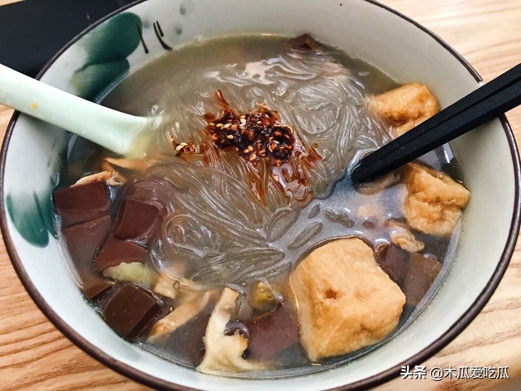 无锡胥先生鸭血粉丝汤好不好吃,宜兴新城路328号胥先生鸭血粉丝店