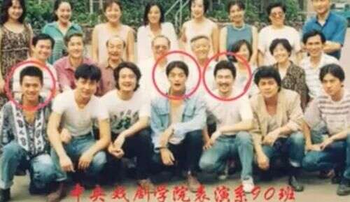 深扒*疆新**三宝情史，从影后到天后，从港圈到京圈，精彩曲折无止境