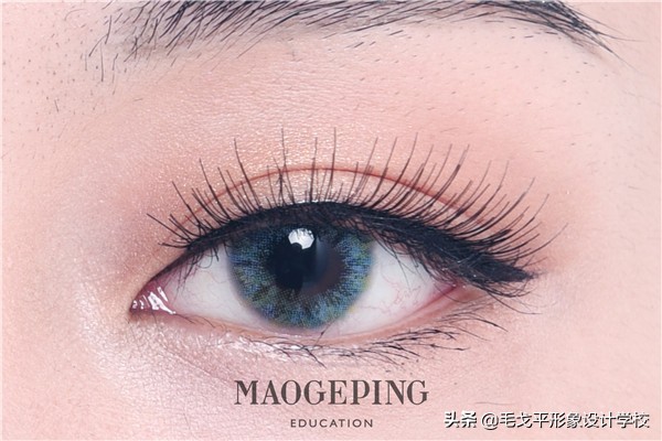 漫画画风如何画妩媚眼妆,眼妆放大眼睛教程高级妩媚