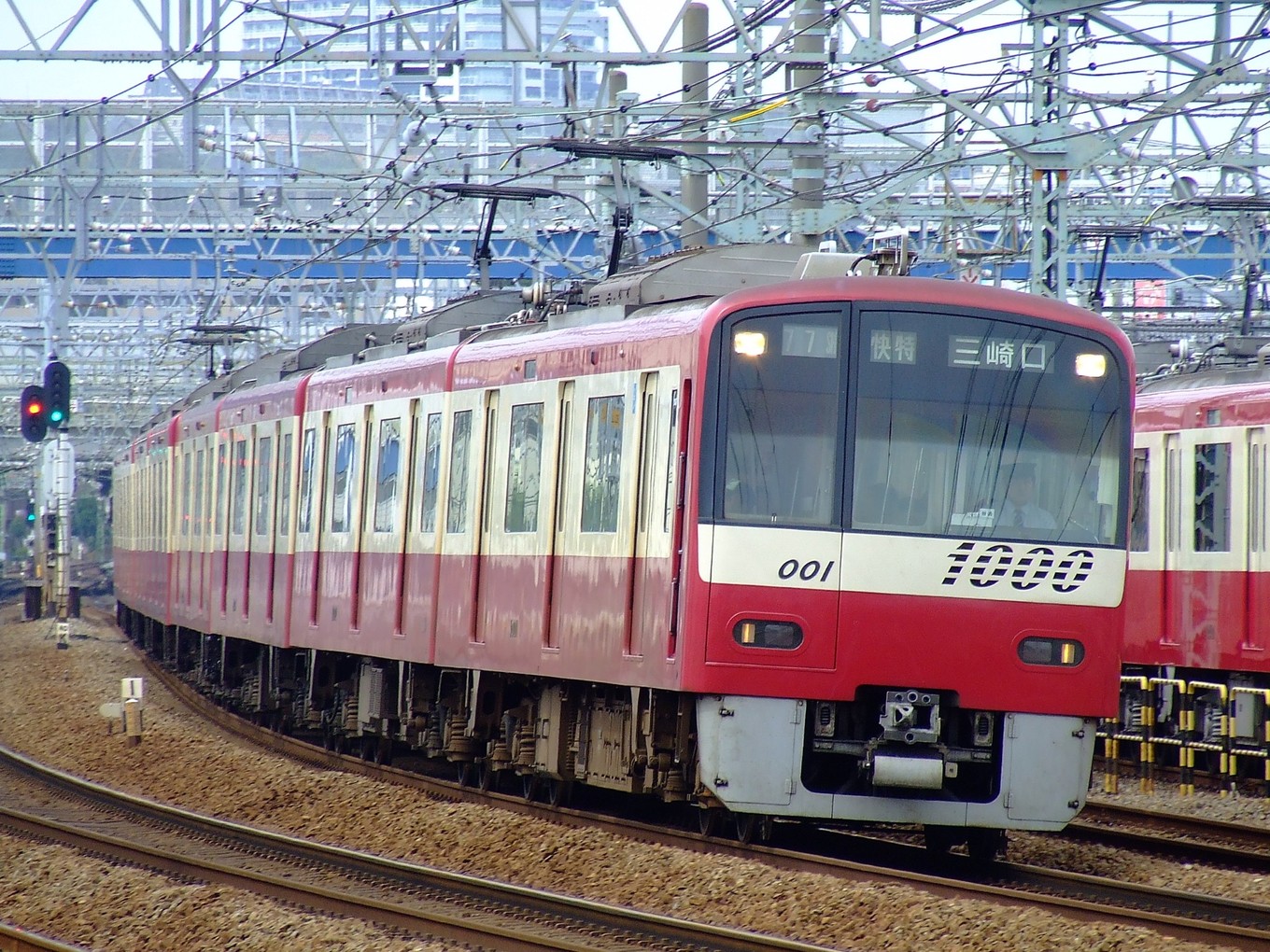 东京羽田和成田机场的区别,日本羽田机场交通攻略