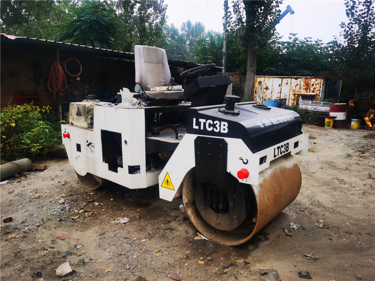 10年的压路机,一百多年前的压路机