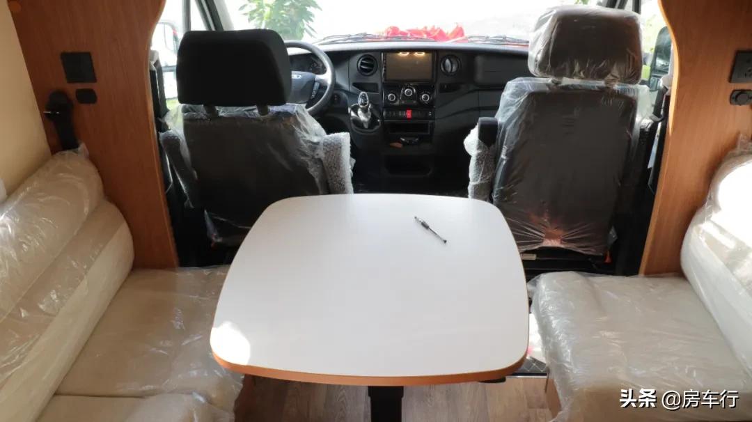 热门房车车型大全,房车十万左右高颜值的车