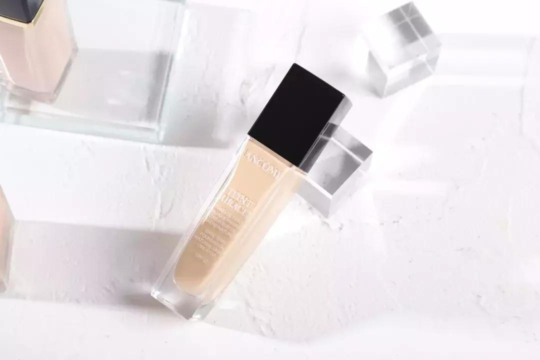 推荐8款适合干皮的粉底液,迪奥最贵粉底液