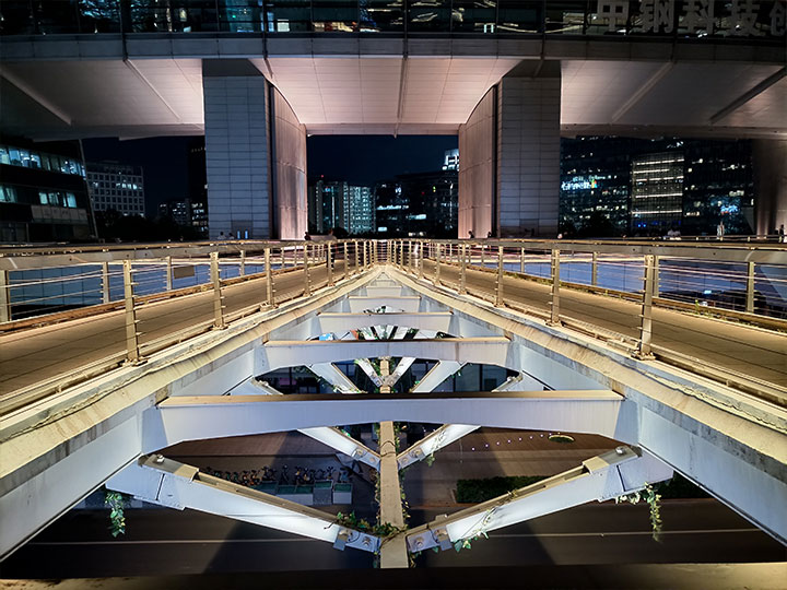 荣耀x10max和华为mate20x5g,5g大屏超能出击荣耀x10max图赏