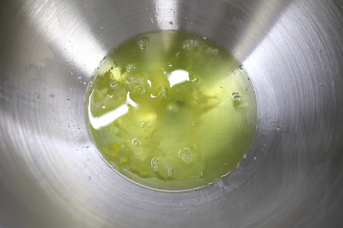 用电饭煲烤戚风蛋糕,戚风蛋糕电饭锅怎么做才松软