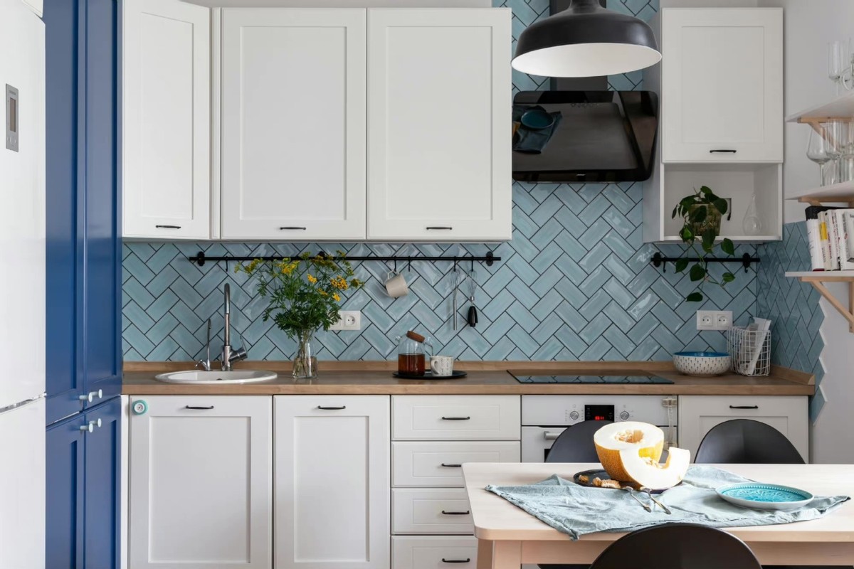 65平两室小户型装修原木,木色和绿色系小户型家装