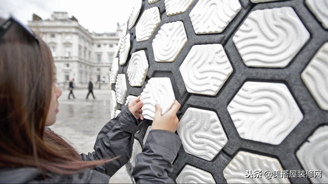 这位设计师给中国长脸了！他设计了一堆“垃圾”，却让……