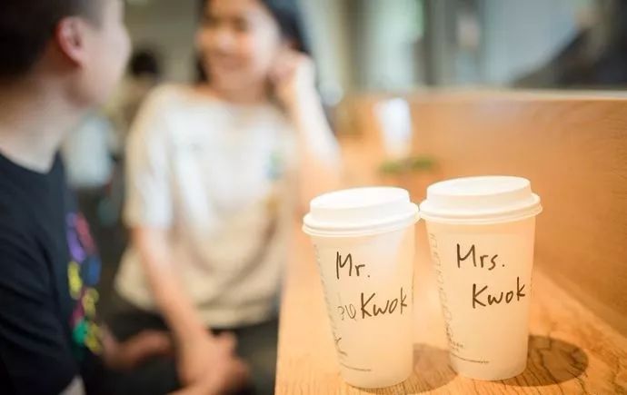 星巴克猫爪杯成功的营销原因,星巴克猫爪杯被疯抢了