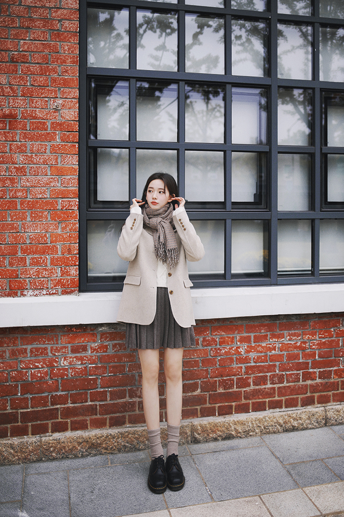 大衣内搭羊毛半高领针织衫,羊绒大衣内搭中长款针织衫