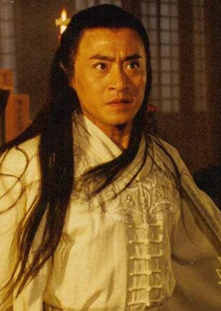 新射雕英雄传欧阳克出场,新版射雕欧阳克被困荒岛吃兔肉