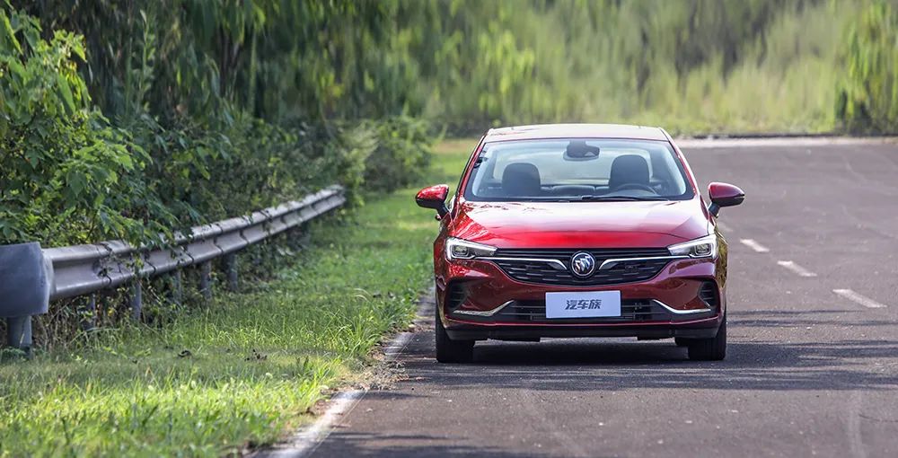 别克威朗20款20t试驾,驾驶别克威朗