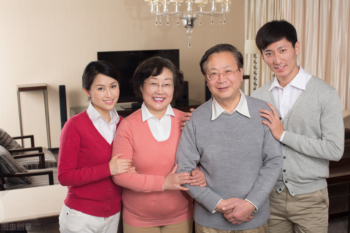 男子48岁时妻子病亡再婚,51岁男子讲述妻子去世