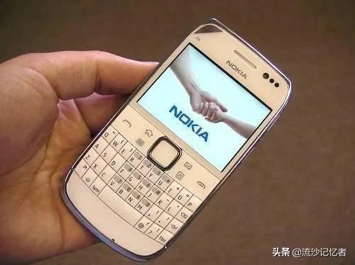 诺基亚为什么放弃塞班系统,塞班系统哪年淘汰的