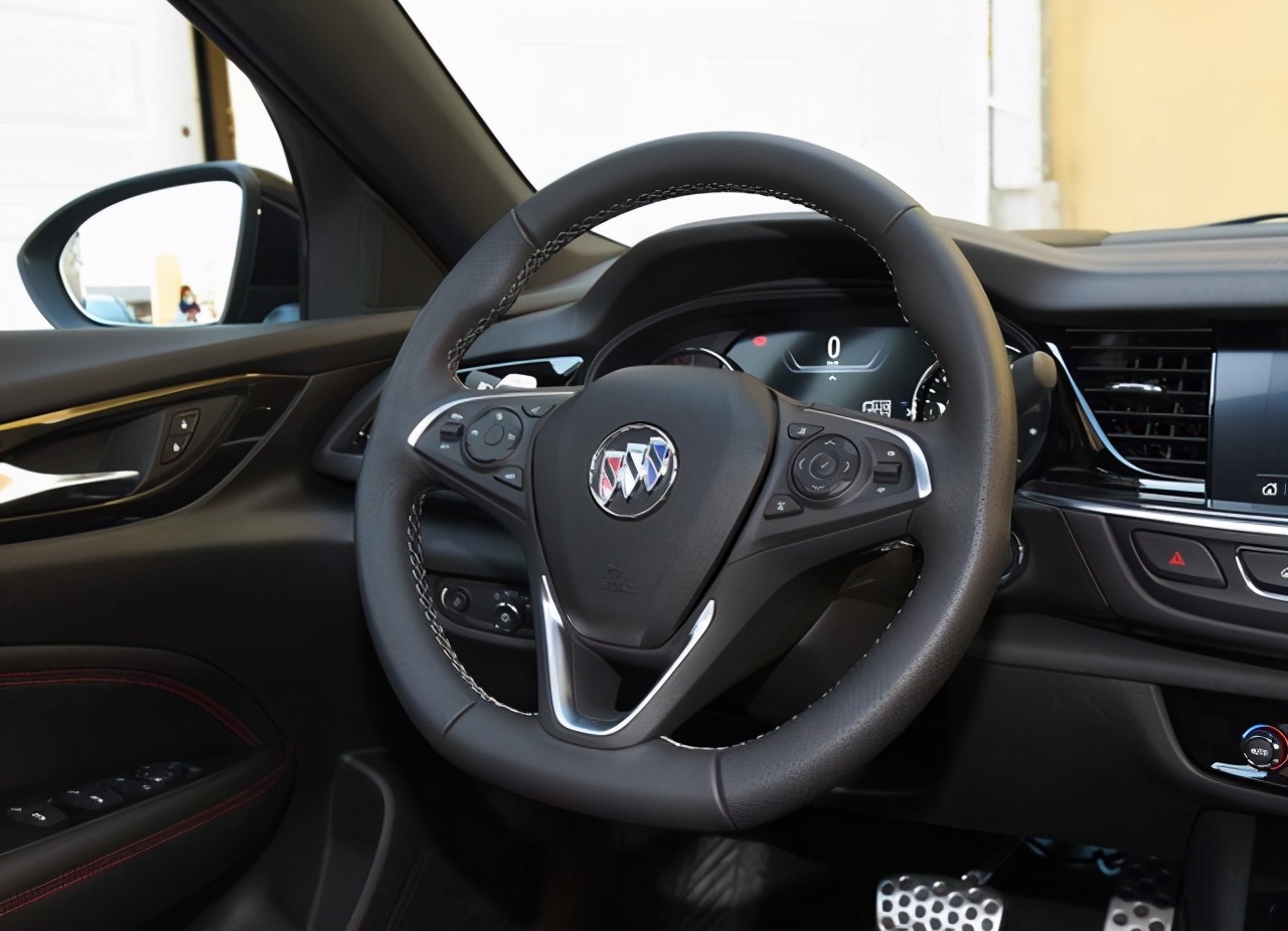 别克君威2.0t降价到14万3落地了吗,别克君威1.5t可以入手吗