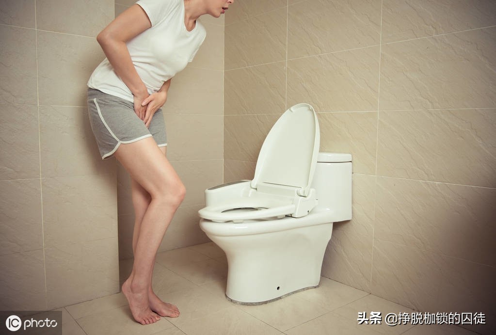 阴天流汗多,天气冷多尿正常吗