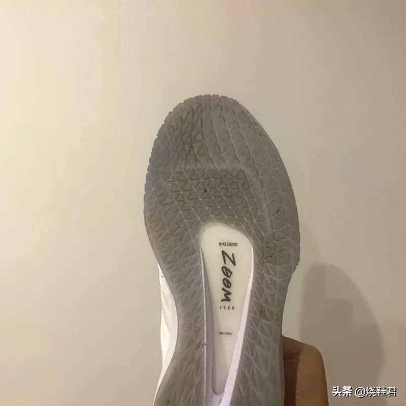 耐克airzoomcrossover篮球鞋测评,网球鞋nikezoom3
