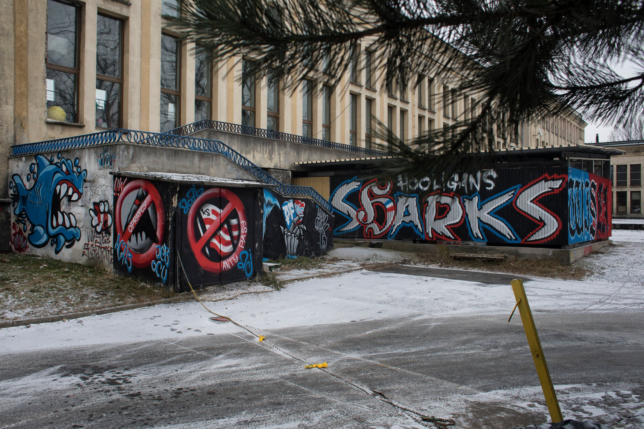 无偿效力+自掏腰包挽救母队这位波兰老将诠释忠义真谛