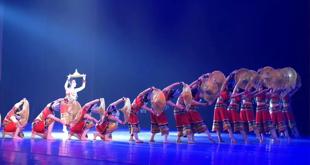 如何克服汇报怯场紧张心理,怎样克服球场怯场心理