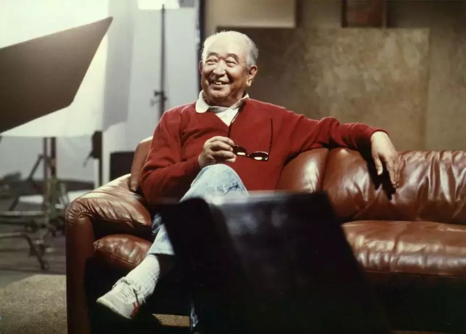 世人说我的爸爸是神，但他就是个普通人