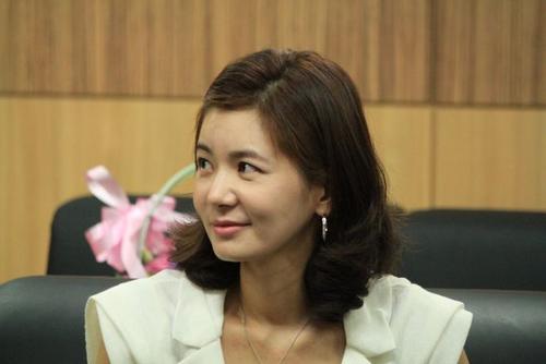 浜洪奔灏忓鏄惁鎶勮鎯呮繁娣遍洦钂欒挋,浜洪奔灏忓鎶勮鎯呮繁娣遍洦钂欒挋