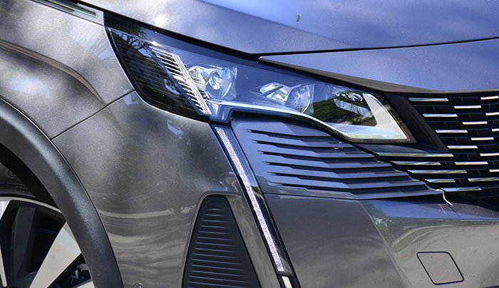 2019款四驱版标致5008底盘解析,2018款全新标致5008试驾视频