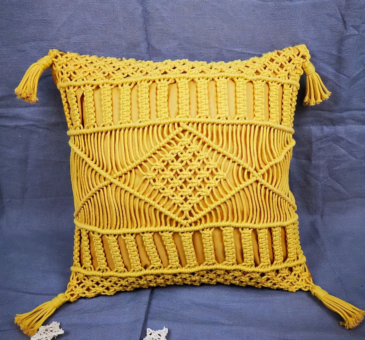 家里旧抱枕，用绳子编个枕套，让你一抱上，就不想放下来！附教程