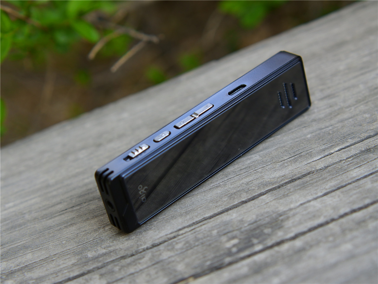 爱国者6811数码录音笔如何听mp3,爱国者r6811录音笔简评不足200元