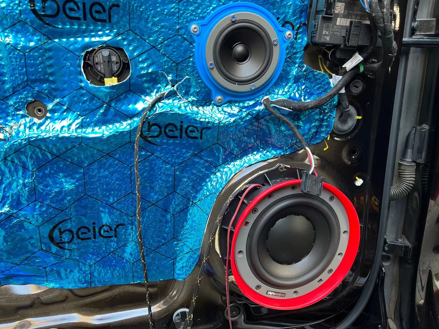 大众途锐音响效果试听,大众途锐原车音响怎么样