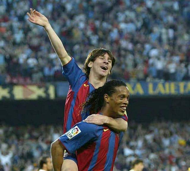 梅西在足球场上的奇迹瞬间,足球十大泪目瞬间