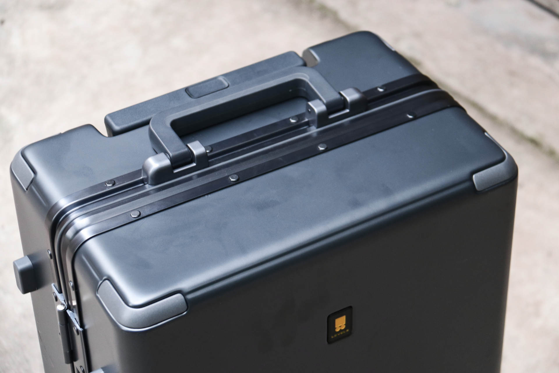 地平线8号level8双肩包测评299,地平线8号level820英寸行李箱价格