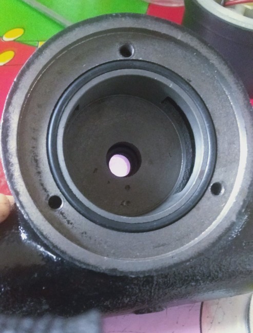 12v电瓶可带多少瓦的抽油泵,电动抽油泵12v怎么连接电瓶