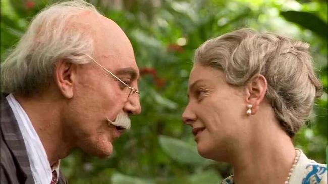 比尔盖茨和梅琳达离婚真实原因,比尔盖茨和梅琳达离婚和经济危机