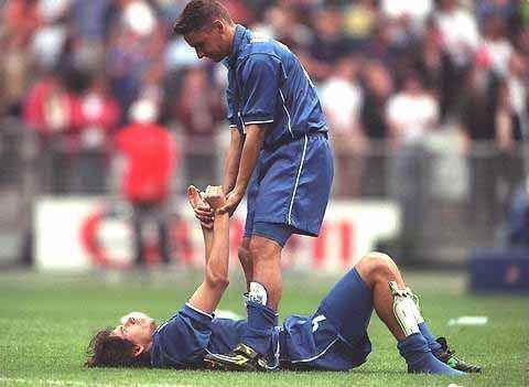 罗伯特巴乔个人简介,教授的球迷忧郁王子罗伯特巴乔