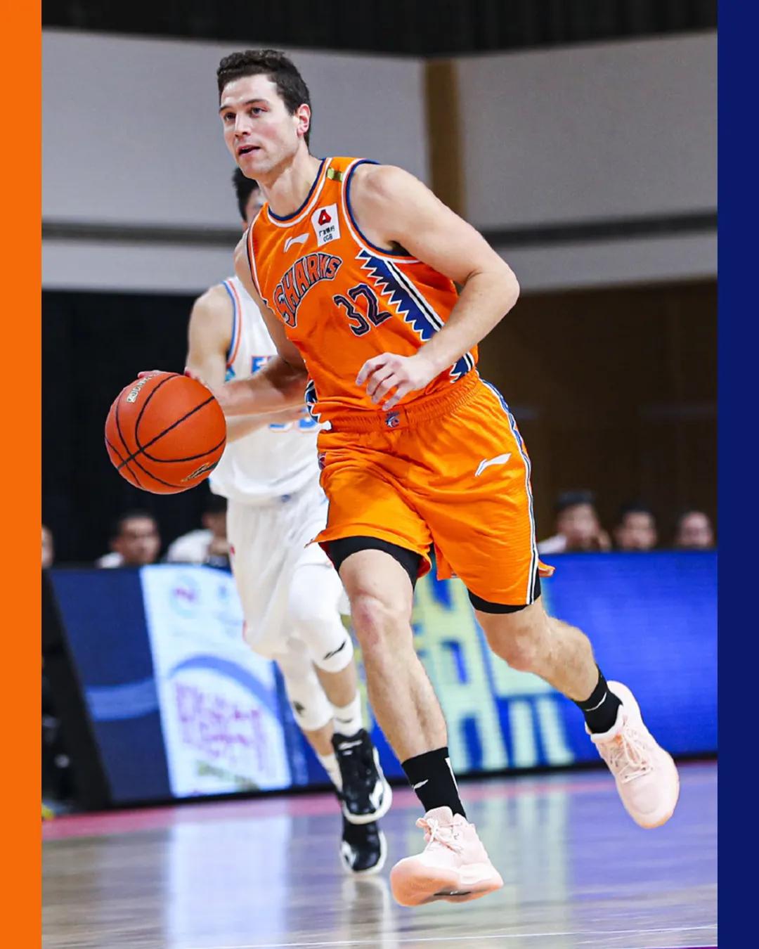 李宁驭帅200以下高颜值实战球鞋,李宁驭帅13low樱花粉