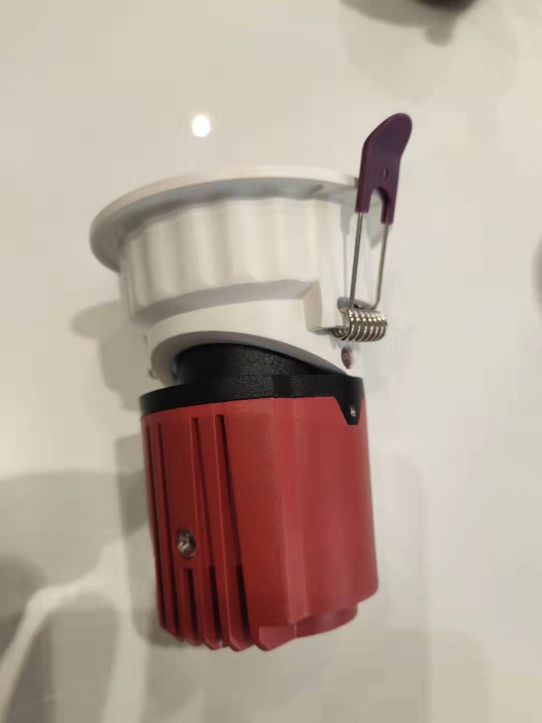 家里射灯选什么颜色灯光,无主灯射灯太刺眼