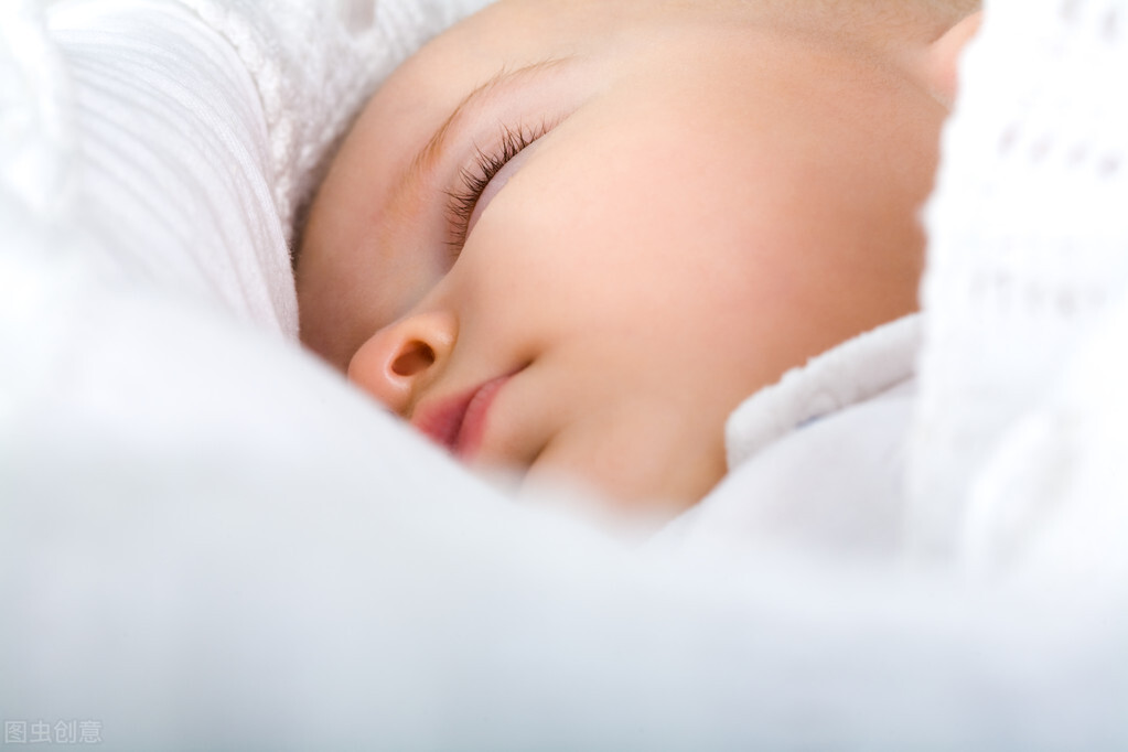 小孩剪睫毛能让睫毛变长吗,怎样让睫毛变长变密简单方法儿童