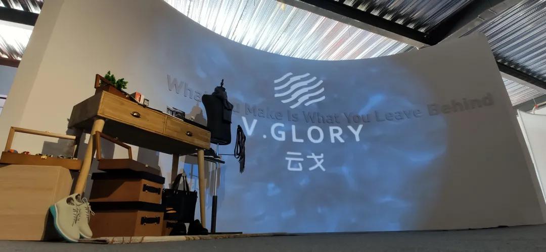 四店同步开放啦！即刻免费体验“量脚制鞋”黑科技