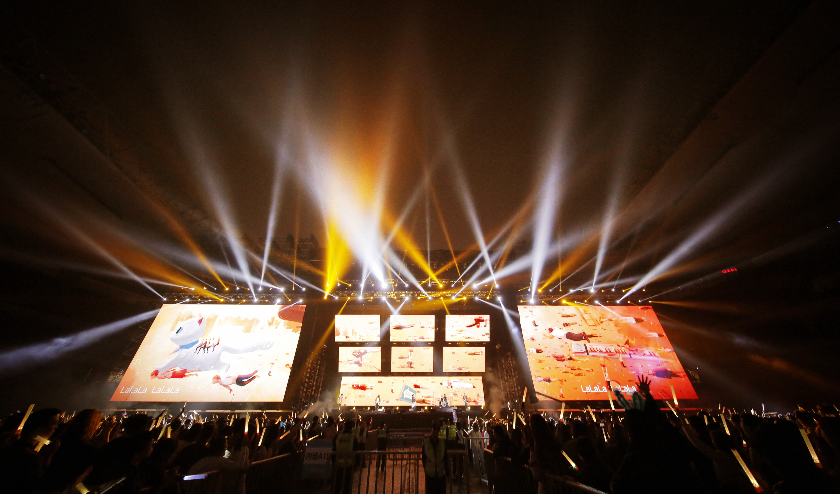 说好不哭mv周五组合,说好不哭周杰伦五月天合体