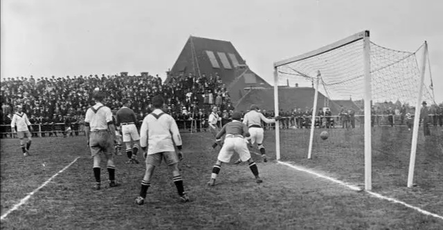 你知道吗？远古时期的“足球”是可以用手来玩的