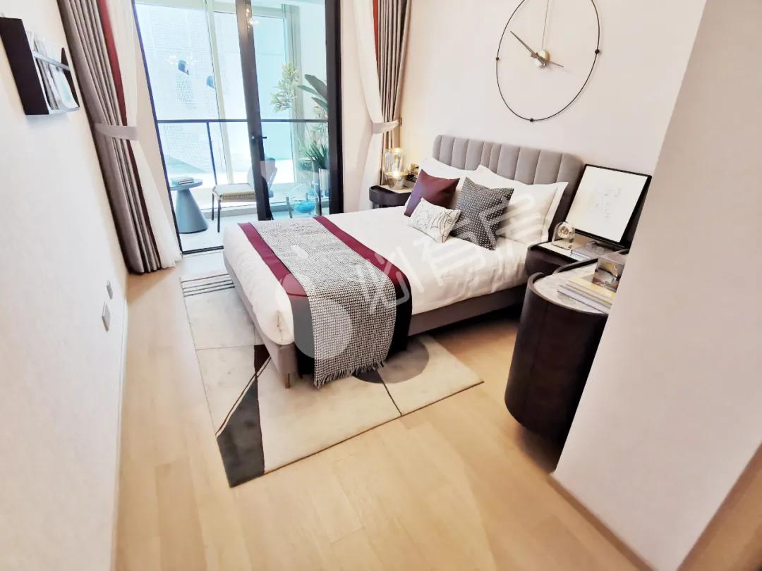 粉盘撞车,现状差又最贵的上河公元你买账吗?