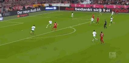 来感受一下暴力美学足球,极致的足球暴力美学