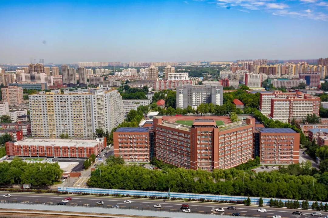 校名中含第二的大学,校名极其相似的两所大学差距